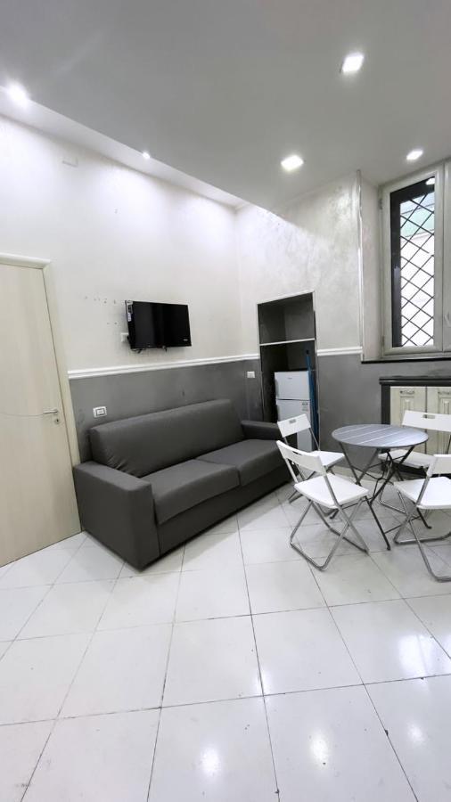 Appartamento Da Concettina House Napoli Esterno foto