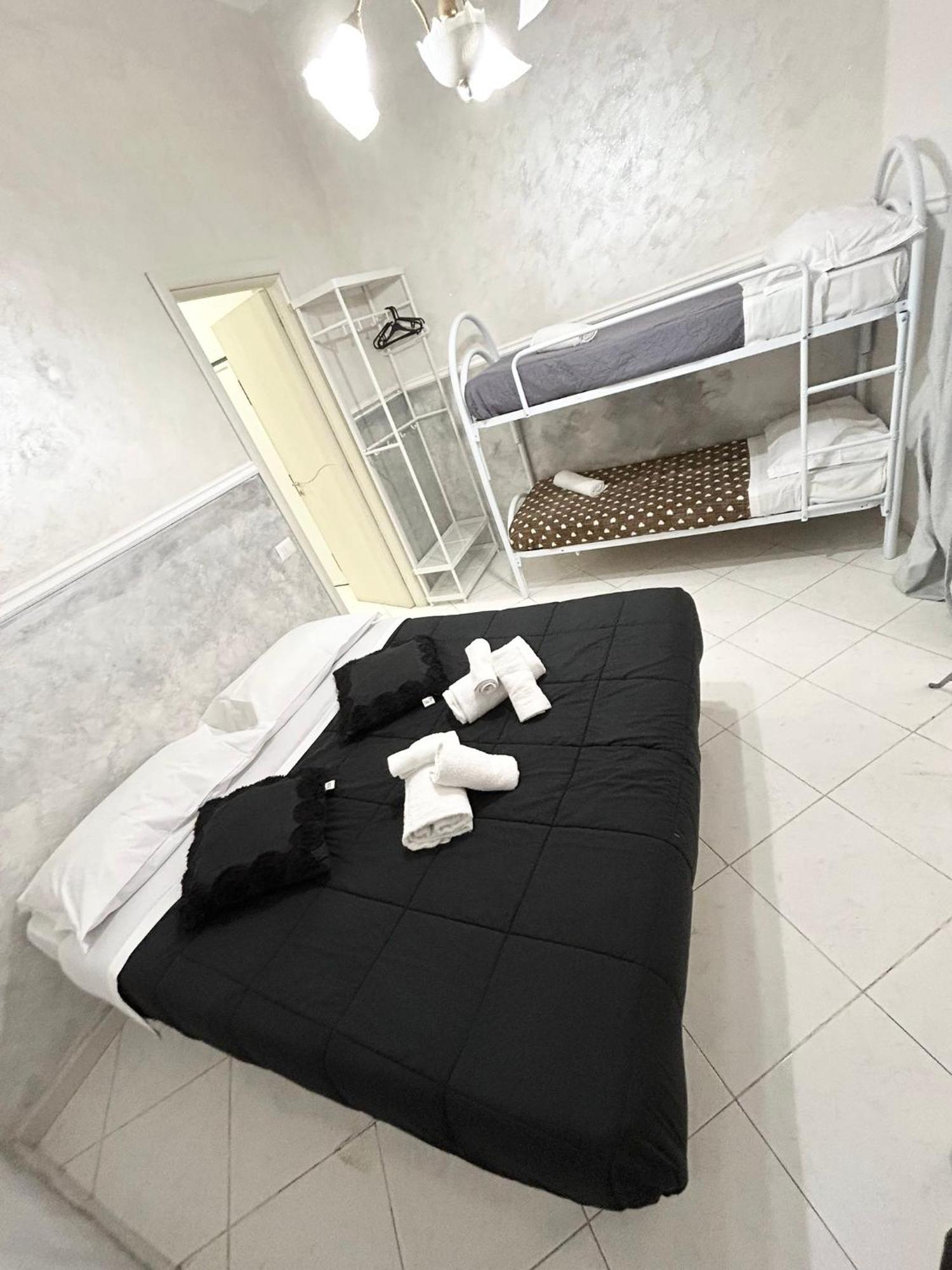Appartamento Da Concettina House Napoli Esterno foto