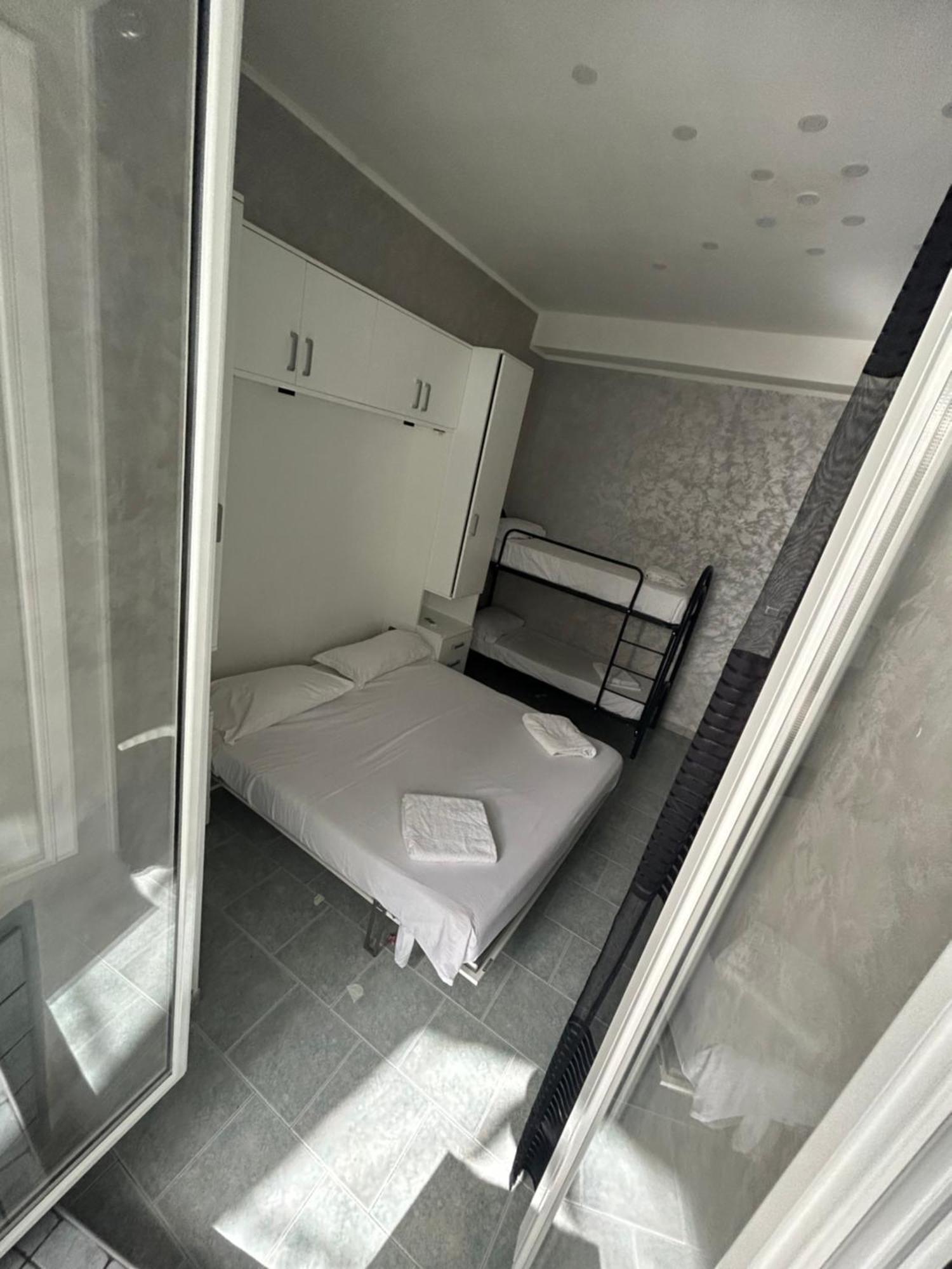Appartamento Da Concettina House Napoli Esterno foto