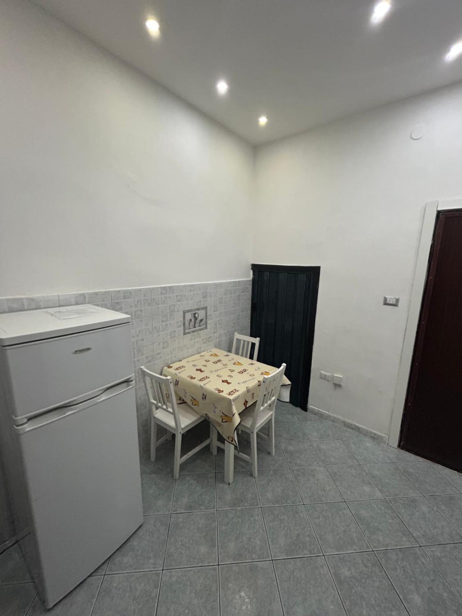 Appartamento Da Concettina House Napoli Esterno foto