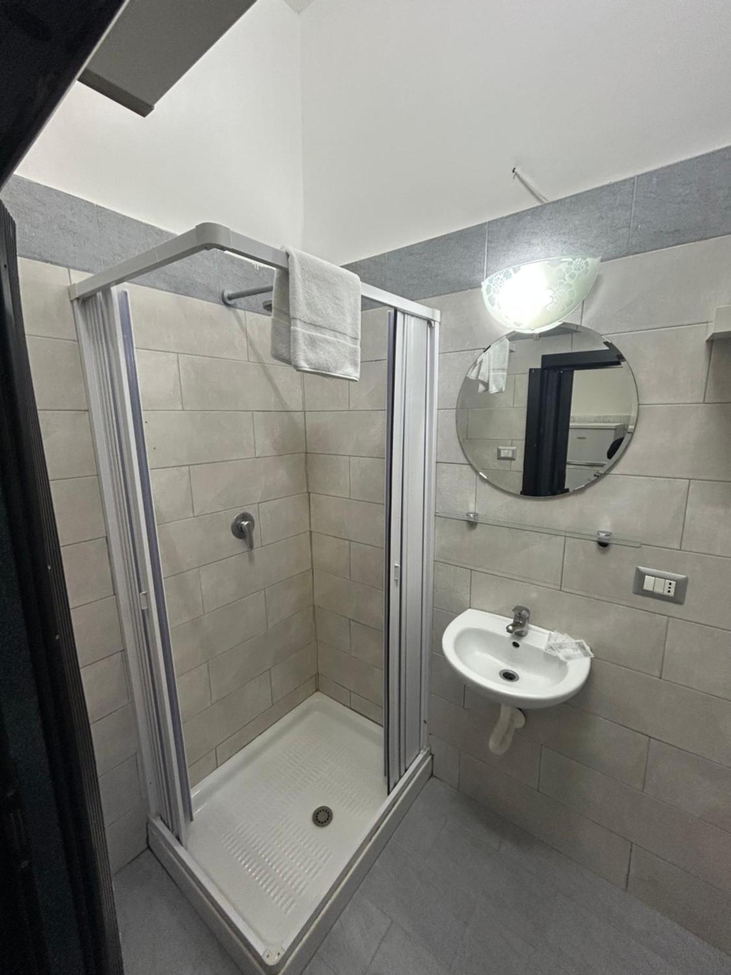 Appartamento Da Concettina House Napoli Esterno foto